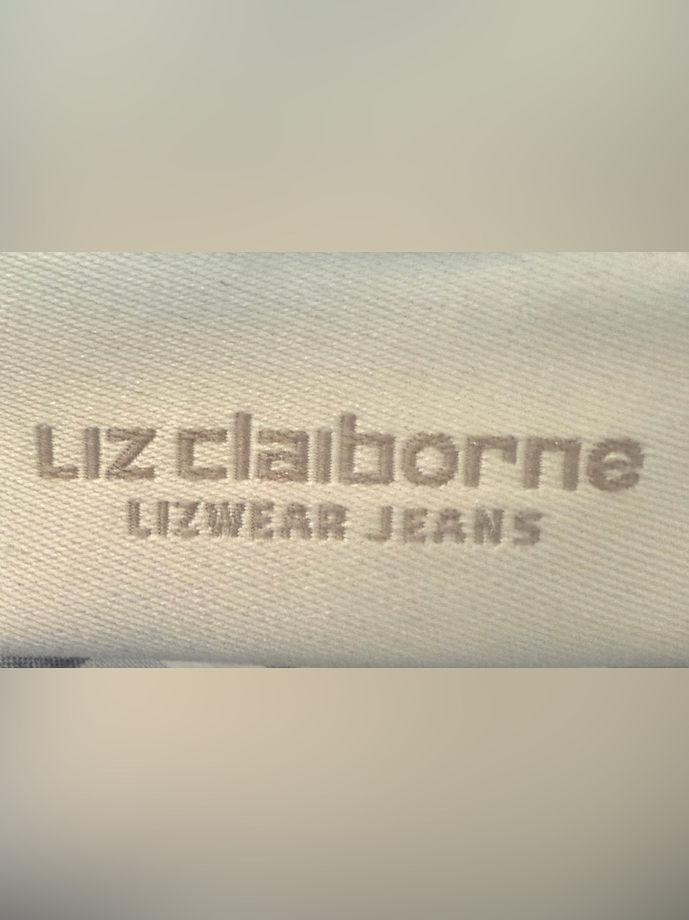 Liz Claiborne White and Navy Plaid Button-Up Blouse - Picture 2 of 6